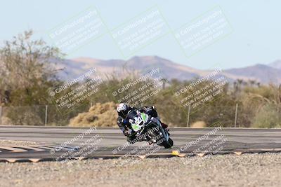 media/Dec-06-2025-CVMA (Sat) [[4a896cc04c]]/Race 8- Formula 40 MW and LW/